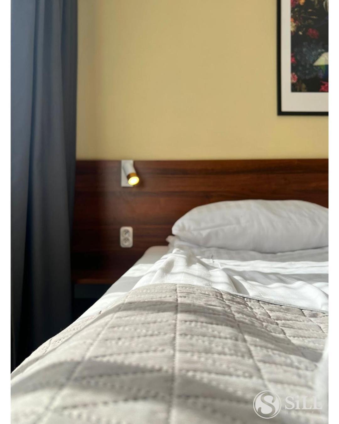 Hotel Sill Kielce Ngoại thất bức ảnh