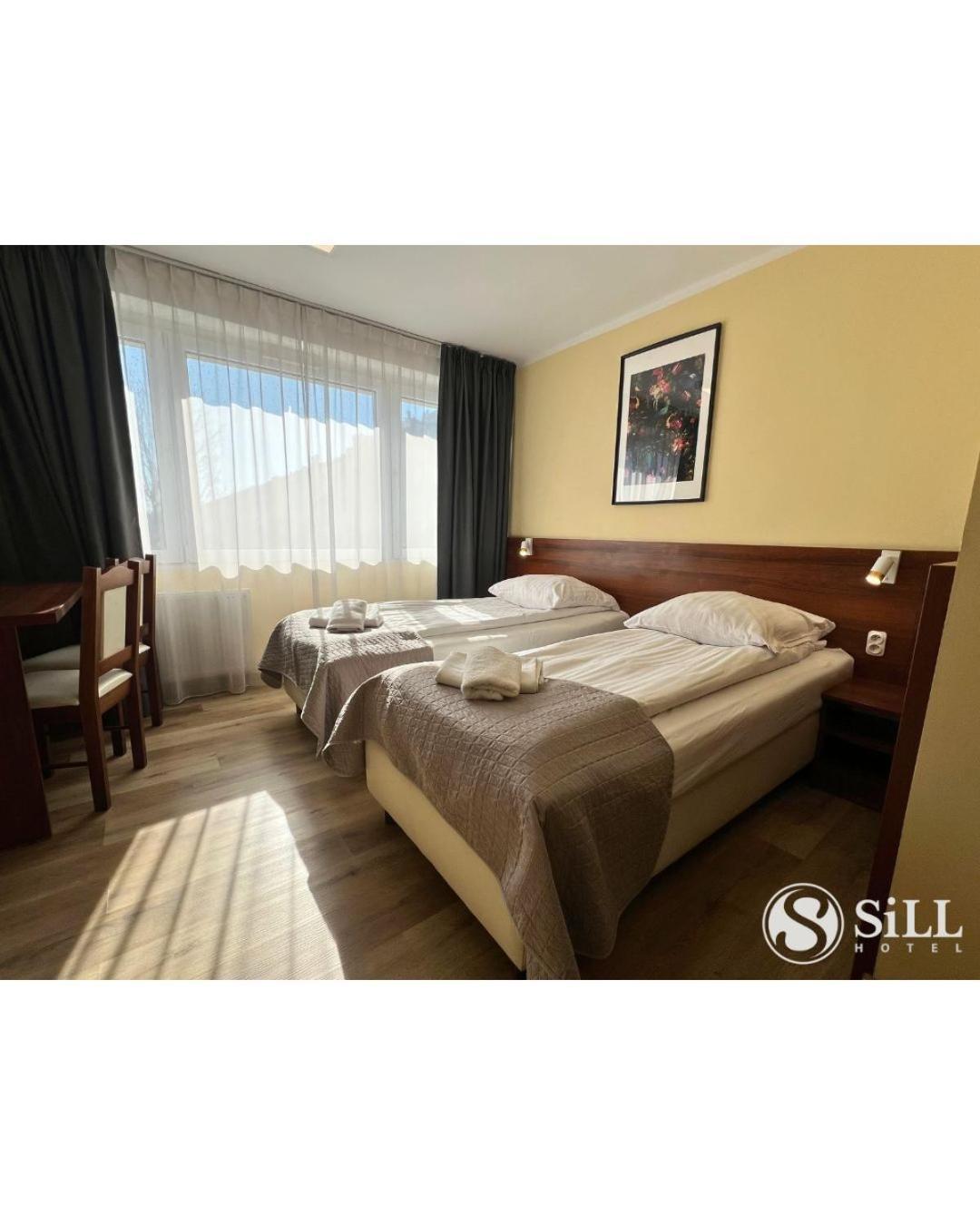 Hotel Sill Kielce Ngoại thất bức ảnh