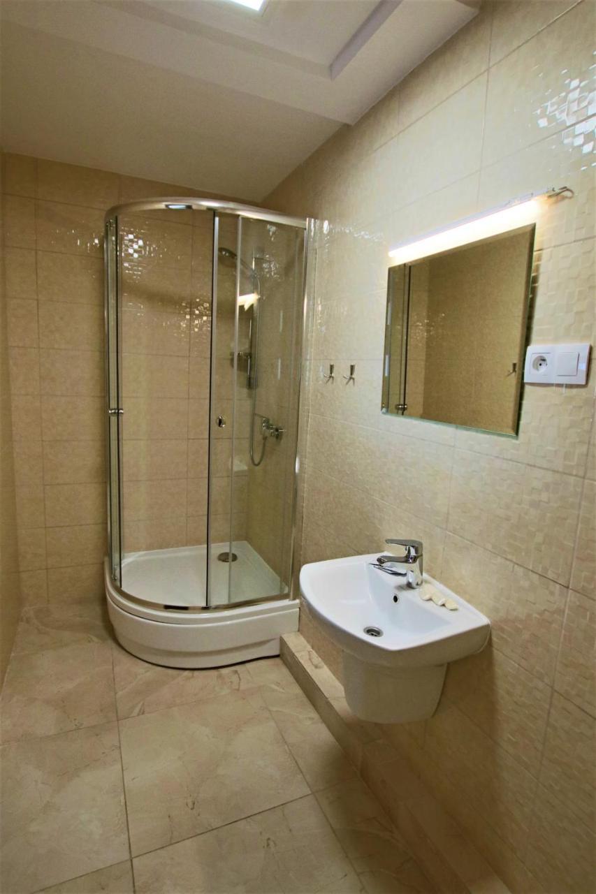 Hotel Sill Kielce Ngoại thất bức ảnh